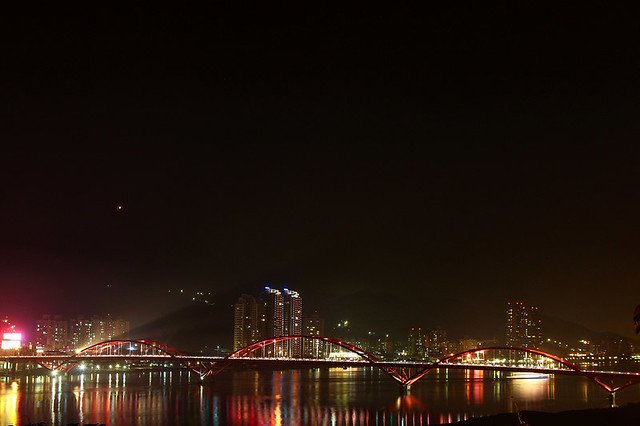 20090424-221-960