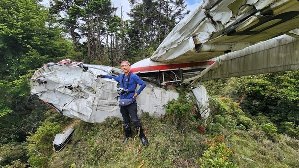 世新谷之行之飛機殘骸篇